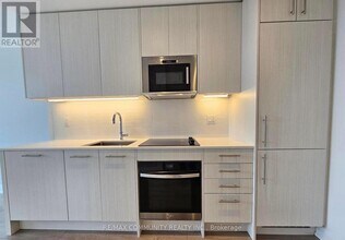 286 Main St in Toronto, ON - Building Photo - Building Photo