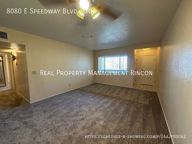 8080 E Speedway Blvd in Tucson, AZ - Building Photo - Building Photo