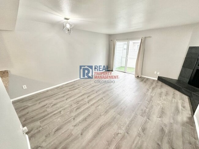 251 S Nome St in Aurora, CO - Building Photo - Building Photo