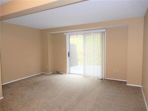 280 Quail Run Rd in Venetia, PA - Building Photo - Building Photo