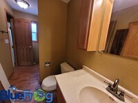 1264 Manitowoc Rd photo'