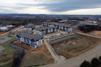 Elmstead in Knoxville, TN - Building Photo - Building Photo
