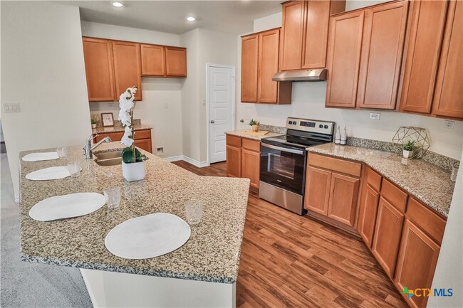 property at 460 Horizon Pointe