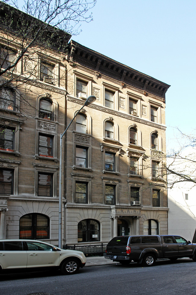 214 W 85th St in New York, NY - Foto de edificio - Building Photo