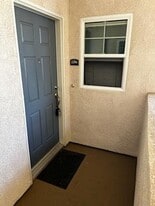 26472 Arboretum Way in Murrieta, CA - Building Photo