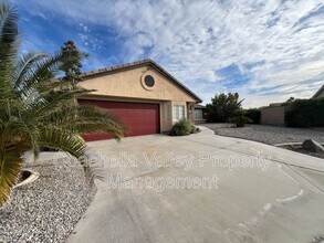 44060 Dalea Ct in La Quinta, CA - Building Photo - Building Photo
