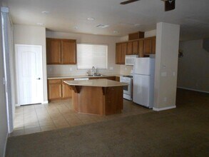 10019 Hollis Mountain Ave in Las Vegas, NV - Building Photo - Building Photo