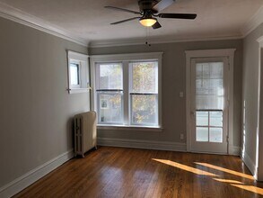 5219 N Christiana Ave, Unit 3F in Chicago, IL - Foto de edificio - Building Photo