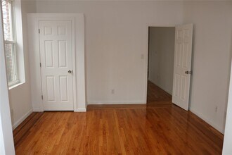1023 Wilcox Ave-Unit -Apt #1 in Bronx, NY - Building Photo - Building Photo