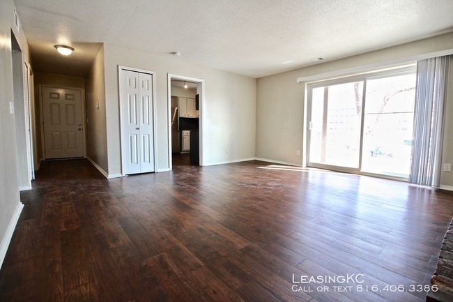 4414 Pennsylvania Ave-Unit -2B in Kansas City, MO - Building Photo - Building Photo