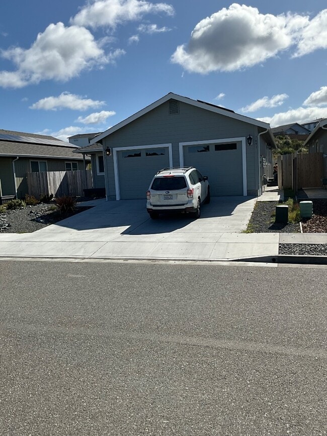 property at 1691 Windsor Ave