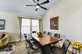 20418 Canton Trce in Humble, TX - Foto de edificio - Building Photo