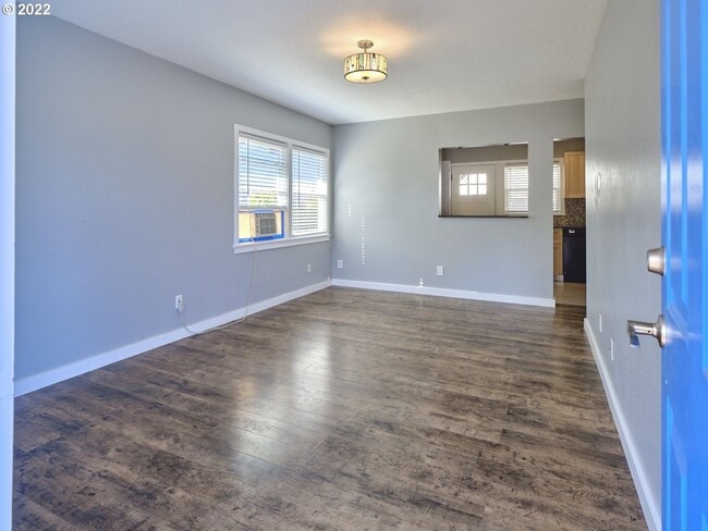 3008 Unander Ave in Vancouver, WA - Building Photo - Building Photo