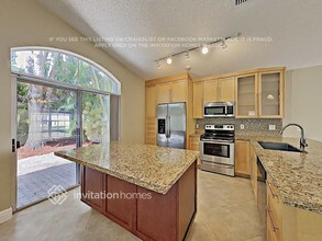 962 Azure Ln in Weston, FL - Building Photo - Building Photo