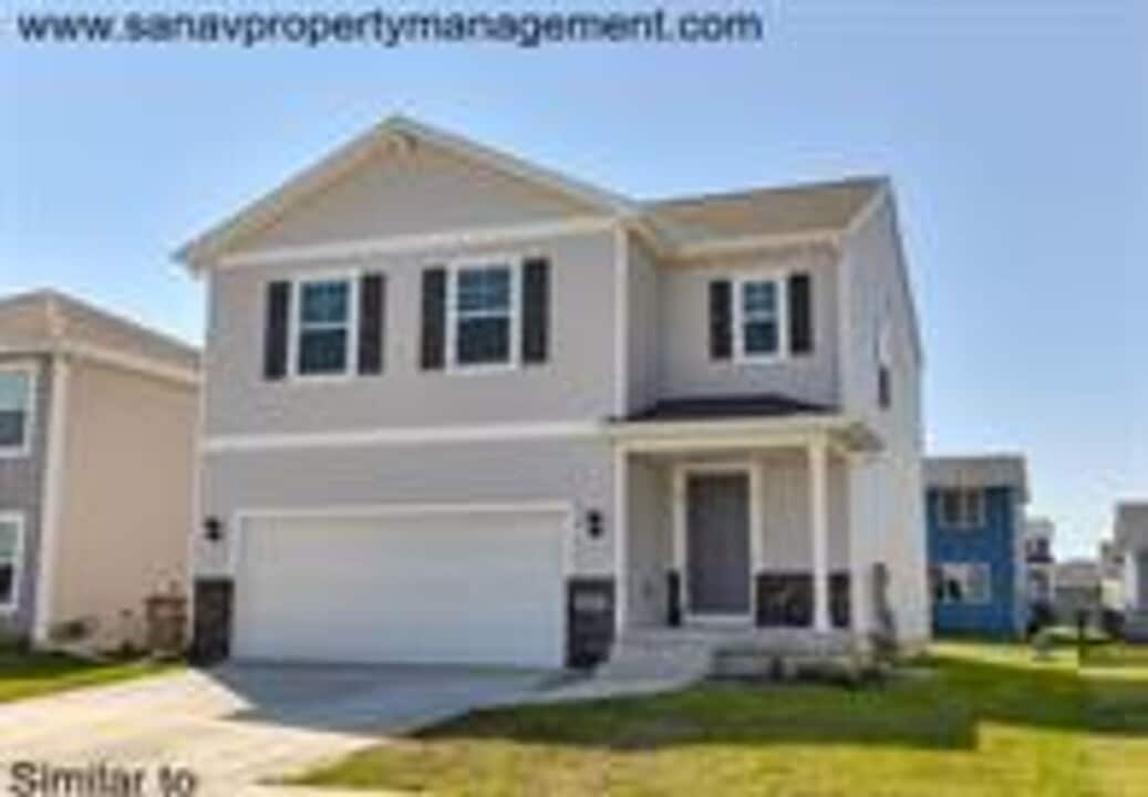 717 Elizabeth Ln NW in Bondurant, IA - Building Photo