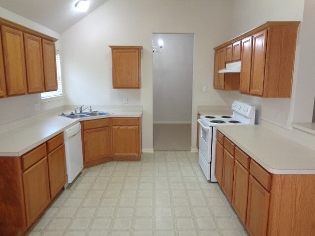 property at 17136 Gleneagle Dr S