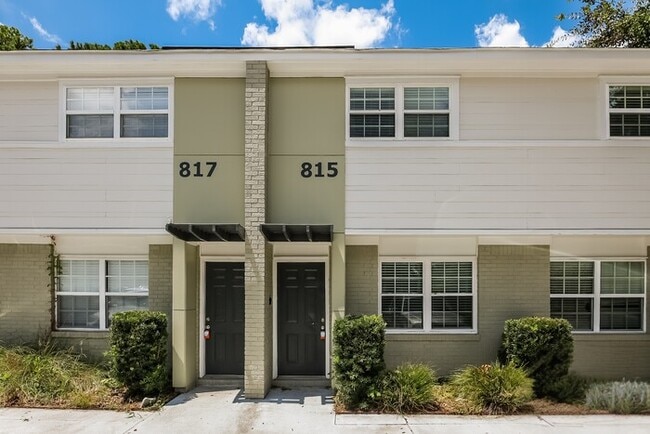 property at 815 Von Kolnitz Rd