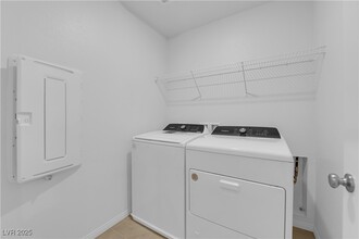 4171 Scarlet Cob Ave in Las Vegas, NV - Building Photo - Building Photo