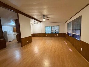 413 Ashley Ln in Roanoke, TX - Building Photo - Building Photo