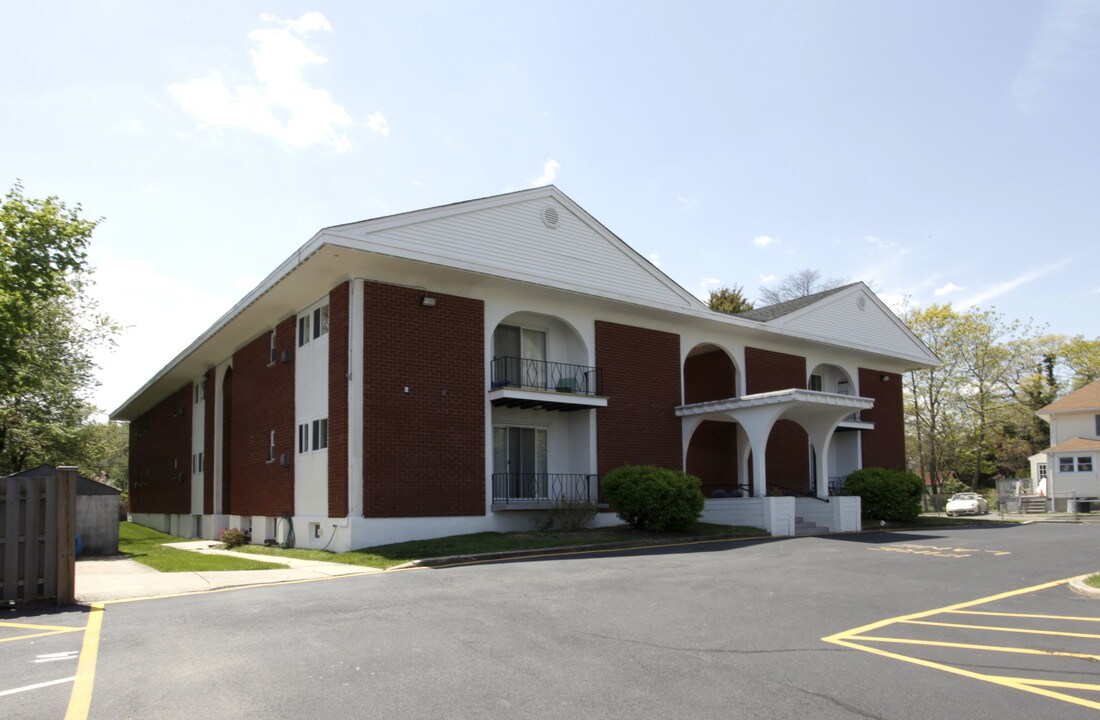 Spring Lake Apartments in Spring Lake, NJ - Building Photo