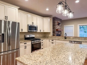 14 Edgewater Ct in Wakeman, OH - Building Photo - Building Photo