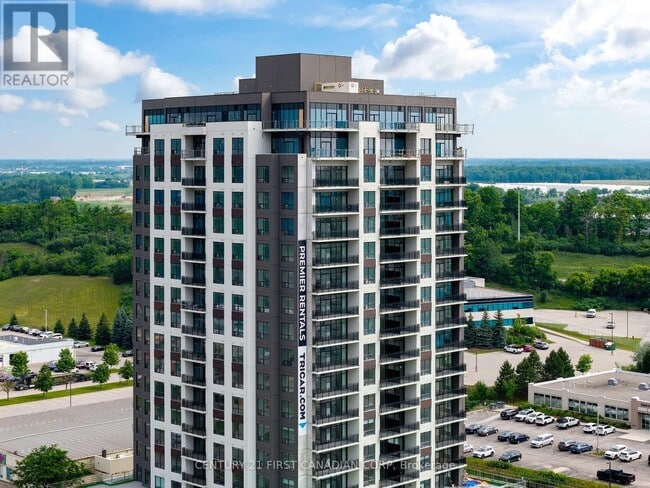 property at 4286-4286 King St E