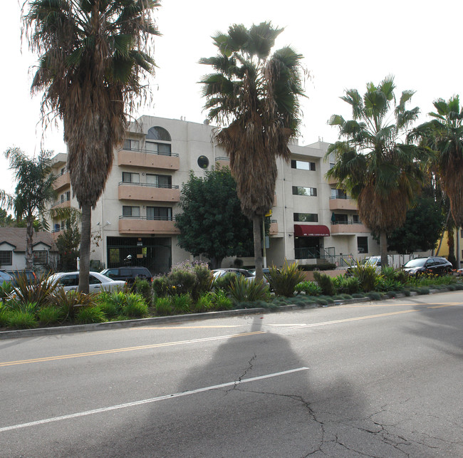 Laurel Canyon Place Apartments in Valley Village, CA - Building Photo - Building Photo