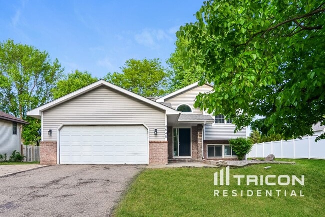 property at 4840 Evergreen Ln N