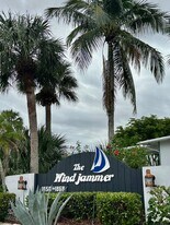 1868 SW Palm City Rd in Stuart, FL - Building Photo