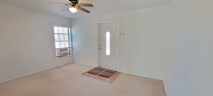 607 W 17th St in Portales, NM - Building Photo - Building Photo