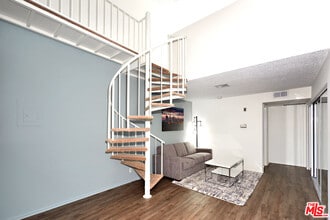 3600 Bagley Ave in Los Angeles, CA - Building Photo - Building Photo