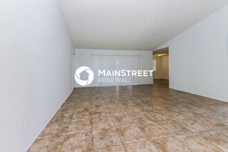 2092 SE Mary Terrace in Port St. Lucie, FL - Building Photo - Building Photo
