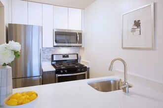 Marquis Apartments in New York, NY - Foto de edificio - Building Photo