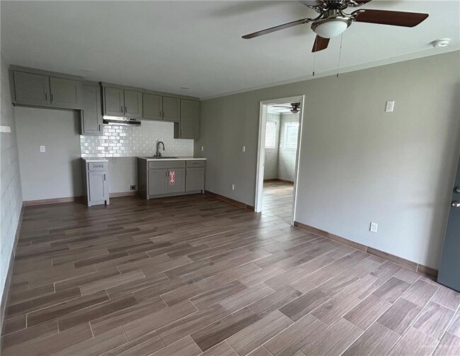 820 Redwood Ave in McAllen, TX - Building Photo - Building Photo