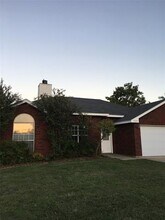 7901 Thompson Pkwy in Abilene, TX - Building Photo - Building Photo