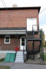 1006 Center St, Unit 1006 in Nanticoke, PA - Foto de edificio - Building Photo