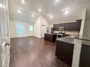 15903 Tug Ct in Crosby, TX - Building Photo - Building Photo