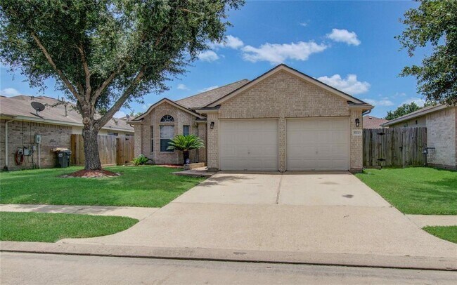 property at 17223 Lilac Vale Ct