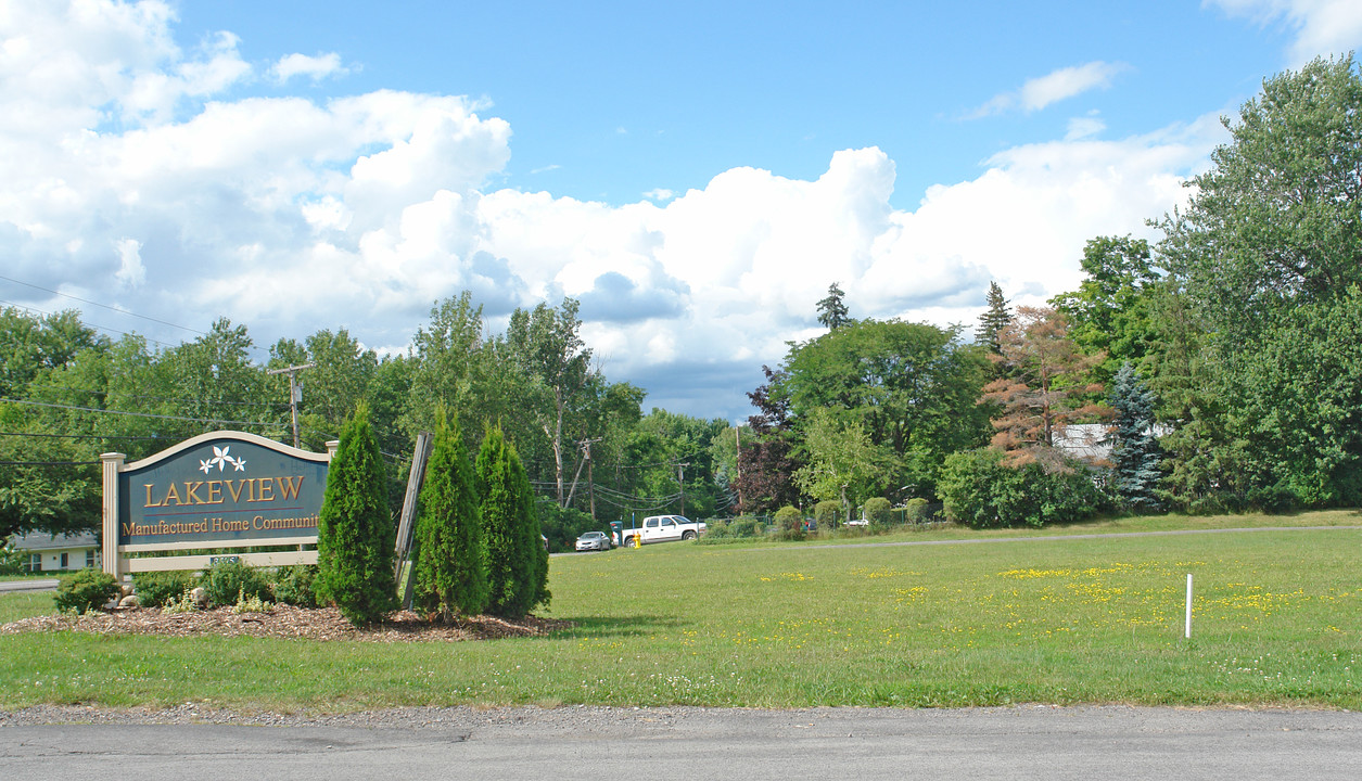 Lakeview Mobile Home Community in Canandaigua, NY - Building Photo