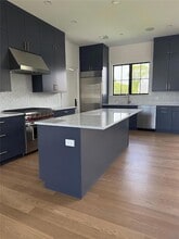 3 Margareta Ct in Westhampton Beach, NY - Foto de edificio - Building Photo