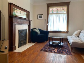 32 Fernbank Ave in Toronto, ON - Building Photo - Building Photo