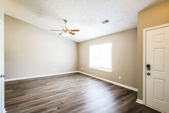 3252 Cain Harbor Dr in Nashville, TN - Building Photo - Building Photo