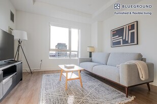 99 Kneeland St in Boston, MA - Building Photo