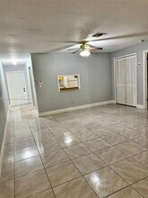 21132 NW 39th Ave in Miami Gardens, FL - Building Photo - Building Photo