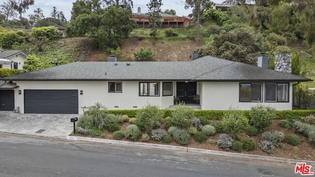 property at 3361 Scadlock Ln