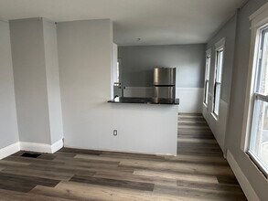300 Whittier Ave in Syracuse, NY - Building Photo - Building Photo