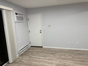 502 E Spruce Dr in Palatine, IL - Building Photo - Building Photo