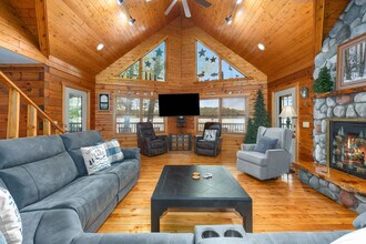 5000 Gahan St NE in Rockford, MI - Building Photo - Building Photo