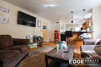 5 Granite St, Unit 1 in Cambridge, MA - Foto de edificio - Building Photo