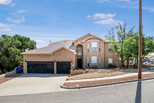 property at 918 Calle Cumbre Ct